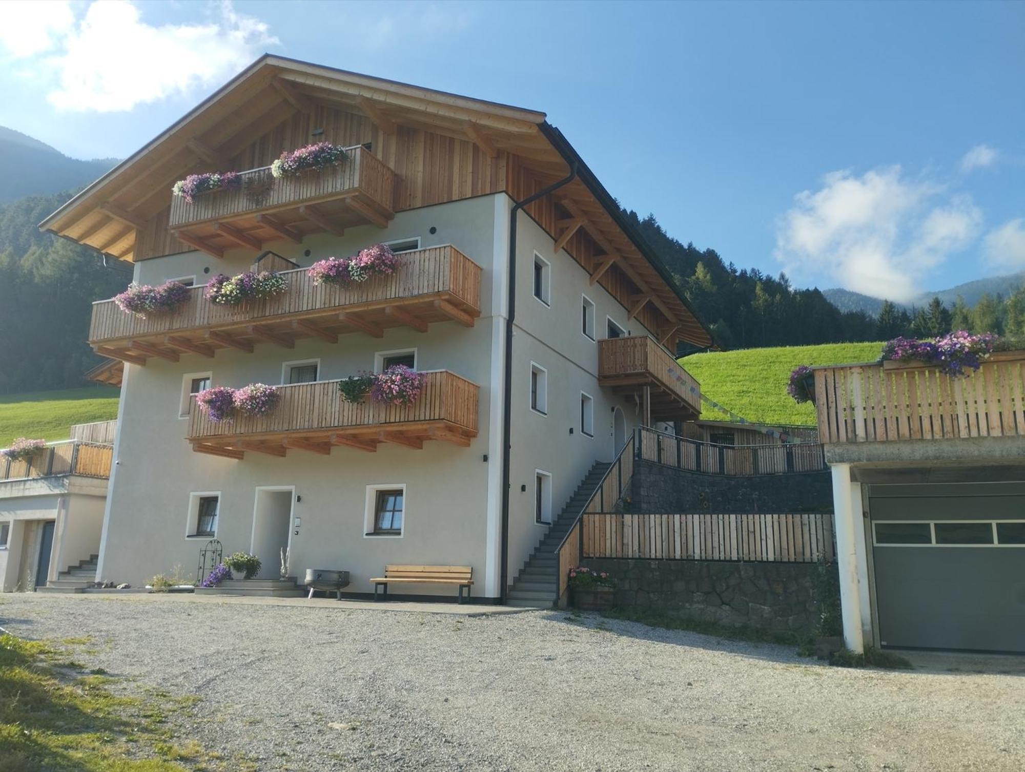Planerhof Apartment Edelweiss Funes  Exterior foto